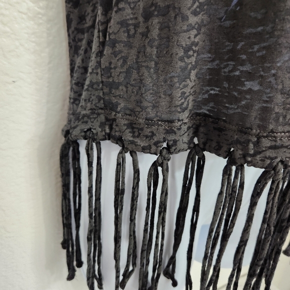 Rock and Republic fringe eagle tank top women's size small - Picture 6 of 10